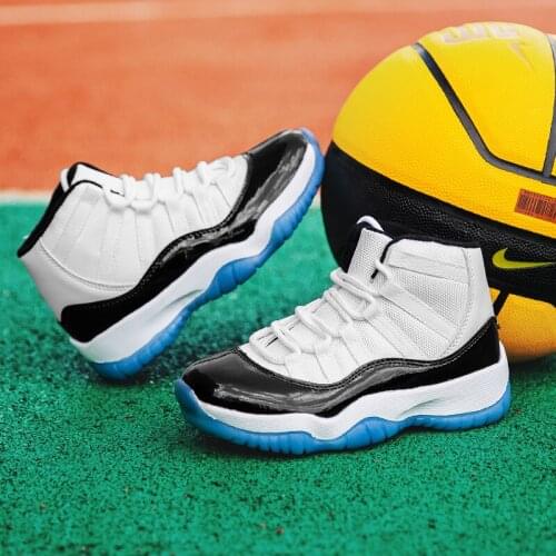 Fashion Men Casual Shoes Sport Casual Shoes Summer Causal For Men Comfortable Breathable Streetwear Sneaker 2020 New Black White