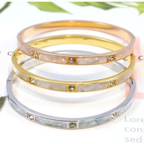 Yingliiy White Bracelets