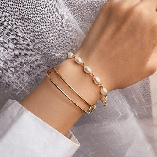 2pcs/set Personality Pearl Hollow Metal Bracelets for Women Bangles Fashion Jewelry