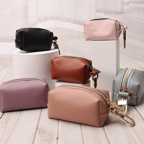 Travel Outdoor Protable Dog Poop Bag Dispenser PU Leather Pouch Pet Cat Pick Up Poop Bag Holder Waste Bags Organizer