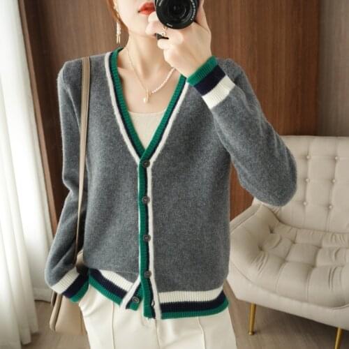 2021 Autumn and Winter New Cashmere Sweater Women O-Neck Cardigan Stitching Contrast Color Knitted Top Female Sweater Jacket