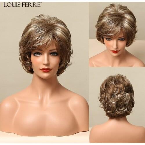LOUIS FERRE Layered Short Wavy Curly Wigs Full Synthetic Wigs with Bangs Brown Highlight Blonde Hair Wigs for White/Black Women