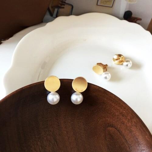 Imitation Pearls Fairy Matte Round Clip Earrings for Girls Beautiful Temperament Vintage Earrings