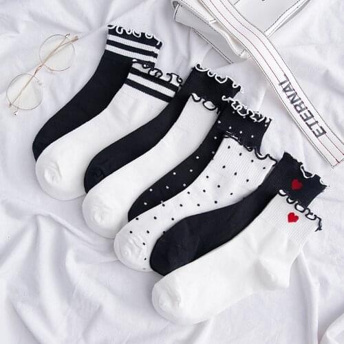 1pair Black White Kawaii Ruffle Women Socks Cotton Breathable Fashion Casual Cute Japanese Socks Autumn Winter
