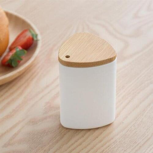 Creative and Simple Style Toothpick Holder Desktop Toothpicks Jar Dispenser with Bamboo Lid for Hotel Toothpick Dispenser