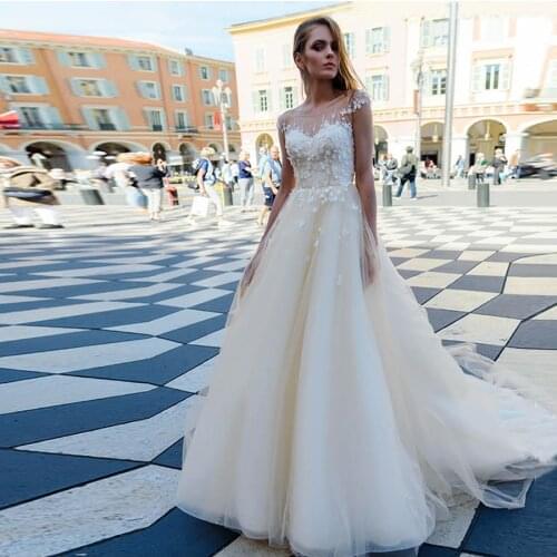Scoop Neckline Appliques Beaded Tulle A-line Wedding Dresses Cap Sleeves Sweep Train Bridal Wedding Gowns robe de mariee 2020
