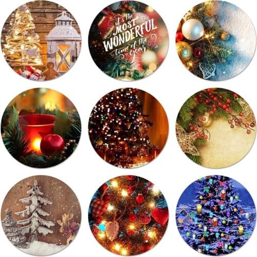58mm Christmas Holiday Tree New Year Luxury Icons Pins Badge Decoration Brooches Metal Badges For Backpack Decoration