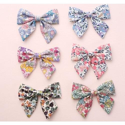 School Girl, Baby, Toddler, Little and Big Girl Fabric Hair Bows Small clips Floral hair clips baby bows hair accessories BB028D