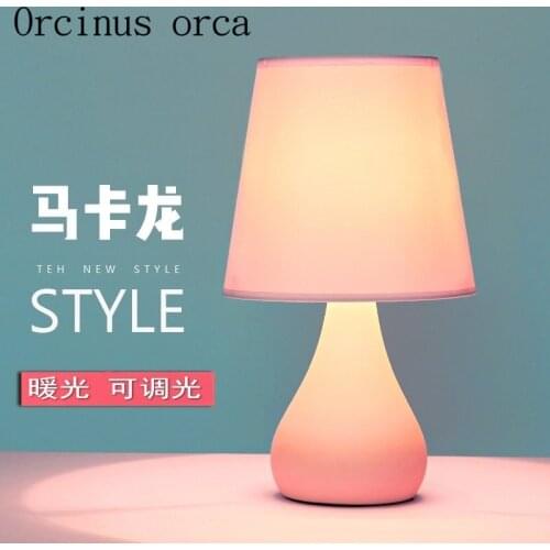 North European warm Princess bedroom lamp creative minimalist modern ceramic light remote control table lamp free shipping