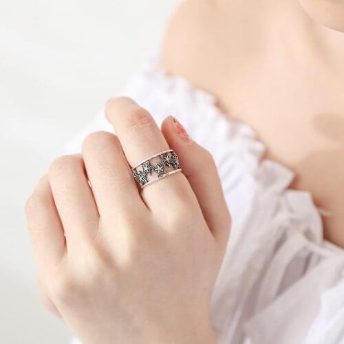 Hot Sale Charm Open Star Rings for Women Adjustable Finger Rings Valentines Day Gift Jewelry