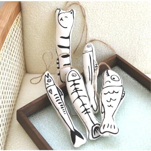Cat teasing cat stick chews hanging cage self-hey relieve boring paper sound catnip cotton cloth art fish companion toy