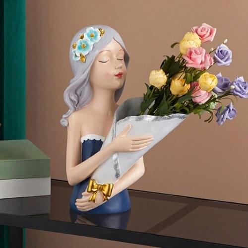 Bouquet Girl Ornaments Resin Flower Vase Sculpture Living Room Bedroom Decoration TV Cabinet Desktop Girl Statue Home Decor 2021