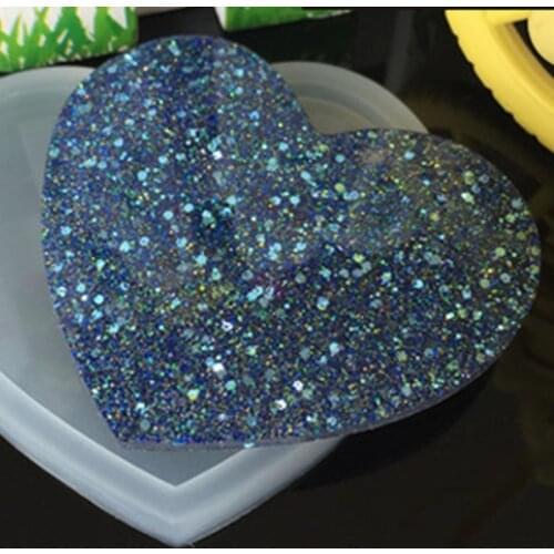 97QE Silicone Heart Shape Pendant Mold DIY Making Jewelry Resin Casting Craft Tool