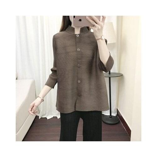 HOT SELLING Pleated womens coat single breasted solid color mandarin collar coat IN STOCK