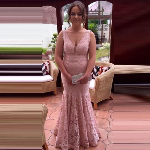 Pink Plus Size Prom Dresses Long Lace Appliques Beaded Deep V-Neck Open Back Mermaid Formal Dinner Gowns 2021