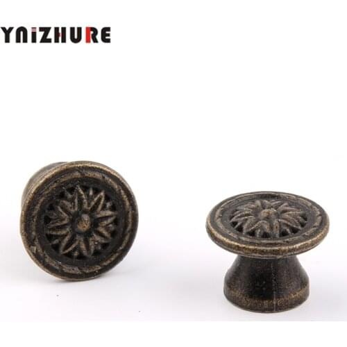 YNIZHURE 2pcs 18*16mm Flower Dome Bronze European Retro Classic Zinc Alloy Single Hole Round Cabinet Drawer Door Antique Handle