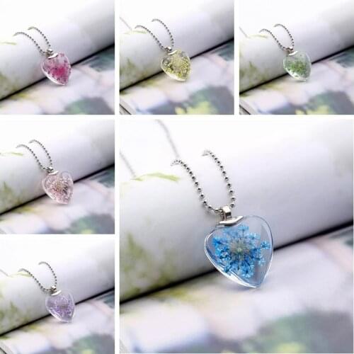 Charm Delicate Women Charms Real Natural Handmade Dried Flower Heart Shape Glass Pendant Necklace Beauty Girl Statement Jewelry