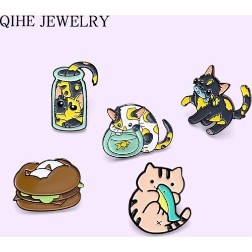 Cat Club Enamel Pins Fish Tank Sleeping Playing Glass Bottle Cute Kitten Animal Brooch Cartoon Badge Pin Buckle Gift For Friends