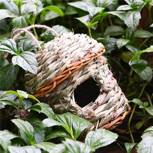 Hand Woven Bird Cage Natural Grass Birdhouse Durable Outdoor Eco Friendly Cages Birdhouse Woven Garden Decoration Supplies