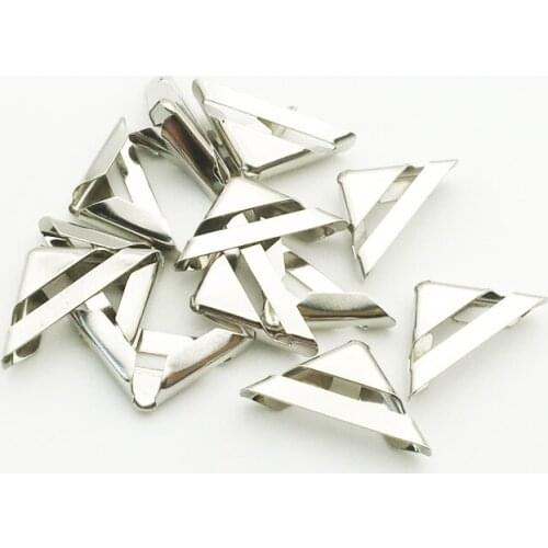 100PCS17X17X5mm Metal Silver Corners For Books Scrapbooking Photo Albums Menus Corner Protectors Metal Crafts DIY Ornament SC139