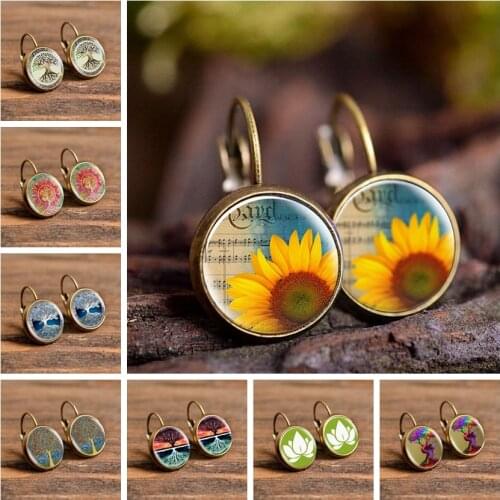 2019 New Style Personality Stud Earrings Tree of Life Picture Glass Cabochon Pendant Fashion Handmade Jewelry for Women Girl