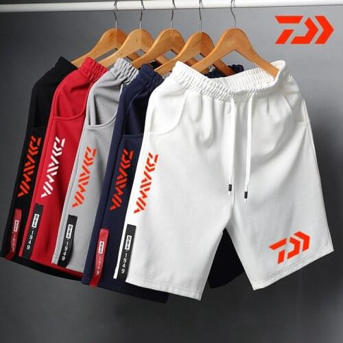 Daiwa Breathable Fishing Shorts for Men Multi-pocket Quick Dry Fishing Clothes Long Shorts Fishing Pants Elastic Waist Summer