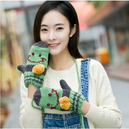 Cute Smile Face Winter Warm Mittens Handmade Knitted Gloves