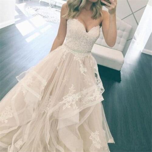 Light Champagne Elegant Sweetheart Wedding Dress Lace Applique Cascading Sleeveless Tube Top Luxury Lace-Up Tulle Bride Dresses