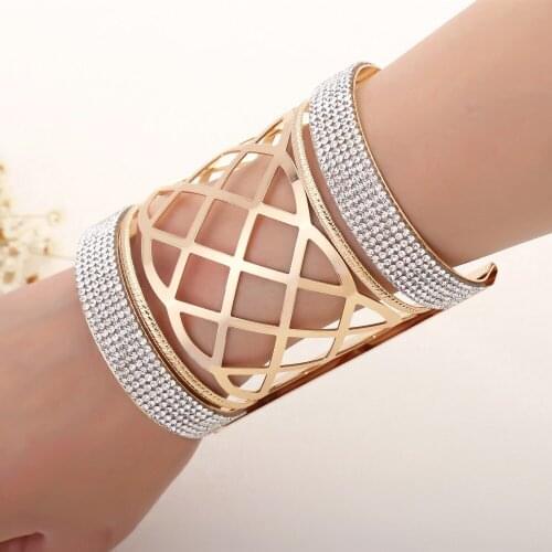 Tso Sim Golden Bracelets