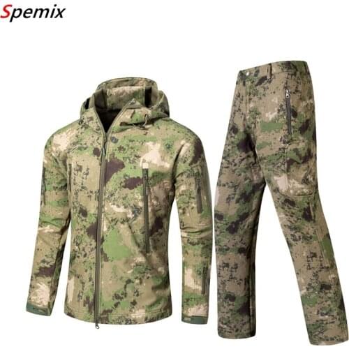Tactical Gear Softshell Camouflage Outdoors Jacket Men Army Waterproof Warm Camo Hunter Clothes Windbreaker Coat Military Jacket
