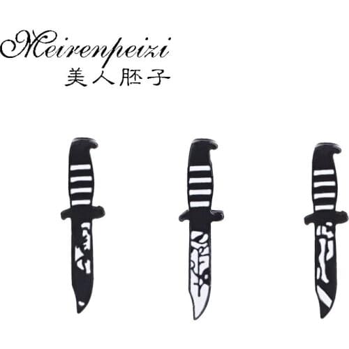 New Black Dagger Knife Brooches Pins Punk Gothic Enamel Pin Brooch for Women Men Lapel Pins Badge Jewelry Gifts