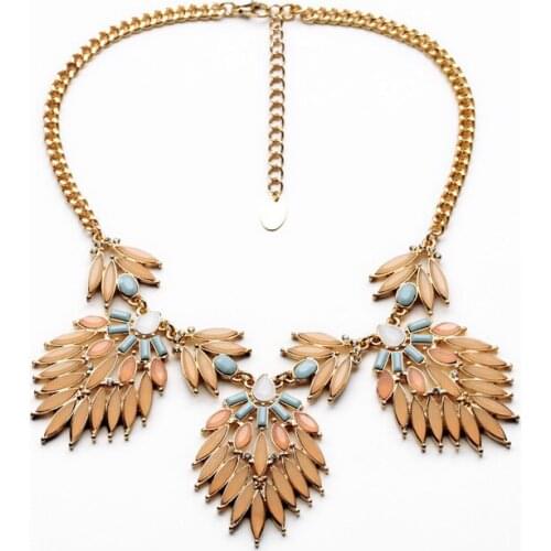 Handcraft Fashion Accessories for Women Statement Necklace Trendy Floral Cluster Collar Necklace Brand Jewelry