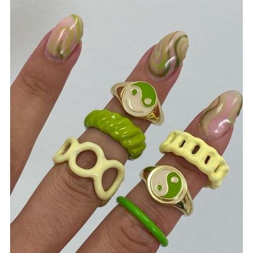 2021 New Retro Personality Fashion Alien Ring For Women Men Cute Funny Heart Metal Oil Drip Geometric Colorful Rings Jewelry