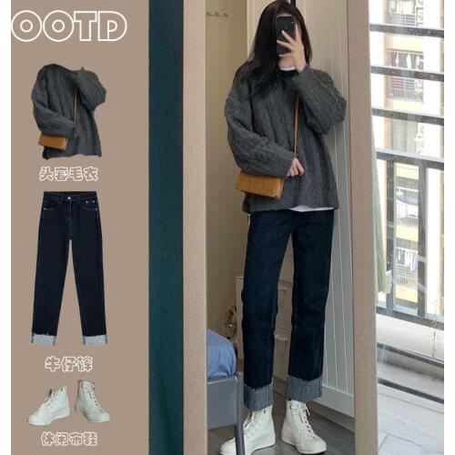 2021 Spring and Autumn New Gentle Sweater + Fashionable Casual Jeans Two-piece Suit for Women