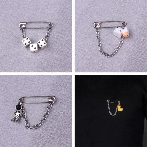 YOUREM vintage Astronaut Brooch Cute Yellow Duck Pins Badge Trendy Chain Dice Rainbow Brooches di222