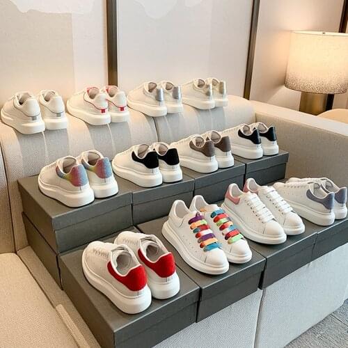 2021 New Fashion Womens Shoes Luxury Brand Designer Sneakers Genuine Leather Shoes Hot Sell Ladies Sneakers Size 34-40