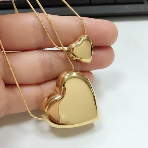 New Arrivals Simple Metal Peach Heart Pendant Titanium Steel Necklace Girls Clavicle Chain For Women
