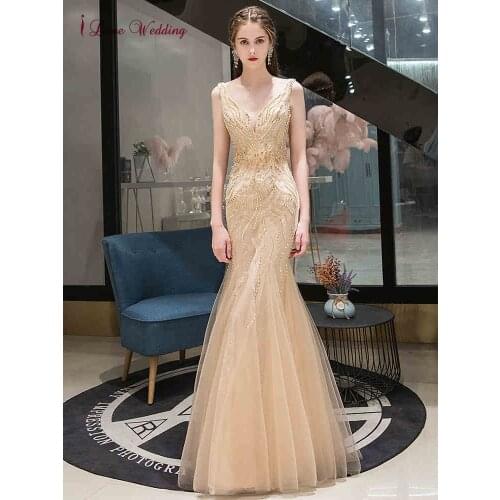Luxury Gold Mermaid Evening Dress V Neck Sleeveless Floor Length Women Formal Party Gowns Sexy Open Back vestidos de noche 2021
