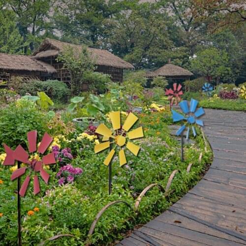 Garden Pinwheels Handmade Landscaping Portable Outdoor Stake Iron Lawn Wear-resistant Not Easy to Rust Bright Color Windmill