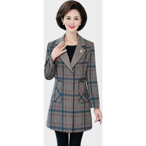 2020 Top women clothing Large size Autumn coat Elegant women blazer High quality plaid trench coat Middle age clothing 138