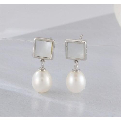 S925 Sterling Silver Wild Sweet Geometric Earrings Feminine Personality Wild Pearl Earrings Jewelry Round Jewelry