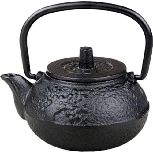 Mini 50ml Cast Iron Tea Kettle Teapot Tea Accessories Great Tea House Decor for Friends, Family Wedding Tea Lovers