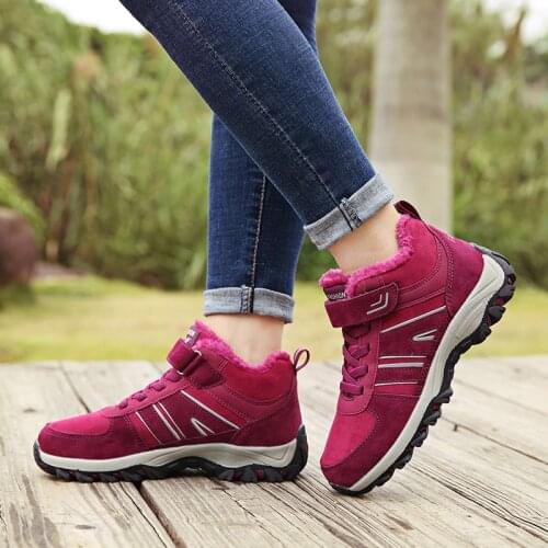 2020 Couple Sports Shoes woman sneaker Fashion Solid Color Casual Womens Shoes Warm and Waterproof Outdoor Ladies Sports Shoes