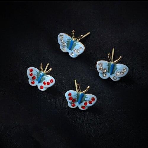 Simple Cute Butterfly Earrings For Women Fashion Sweet Elegant Romantic Insect Gem Stud Ear Jewelry Good Gift
