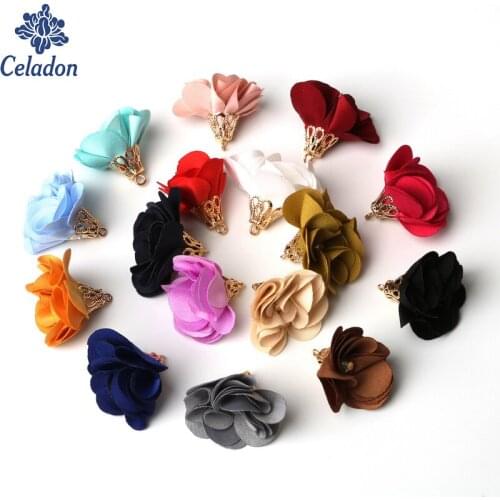 Super Cute Flower Shape Tassel Ornament Small Pearl Tuckle Torch Plating Gold Bell For DIY Dress Decoration House Curtain Decor