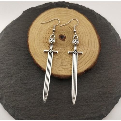 1 Pair Antique Silver Animal Dangle Earring Pendant Lovely Owl Sword Charms Jewelry 67 * 14 * 5mm Party Jewelry Vintage Style