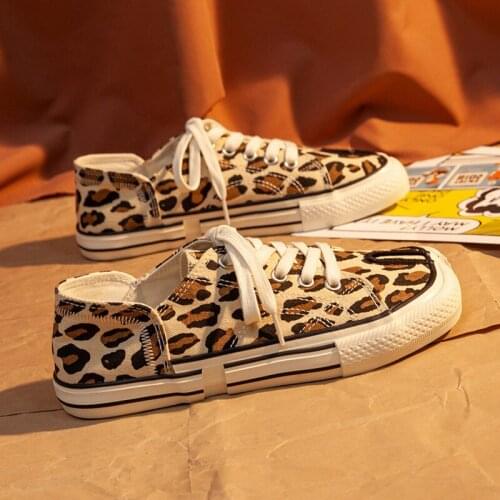 Women Canvas Shoes Women Fashion Summer Casual Sneakers Student Casual Shoes High Top Woman Vulcanize Shoes 2020 Spring Autumn