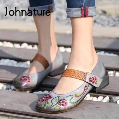 Johnature Spring/Autumn 2021 New Retro Pumps Women Shoes Genuine Leather Handmade Flower Hook & Loop Leisure Ladies Shoes
