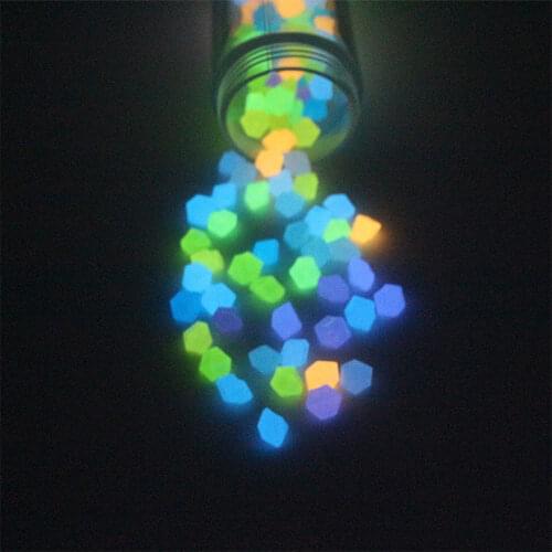 Luminous Stone 100/200/500pcs Pebbles Rocks Glow in the Dark Stones Mix Color Night Light For Walkways Fish Tank Decorations