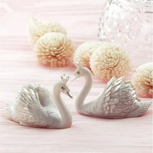 Factory selling White Swan With Crown Place Card Holder In Party Decoration 10